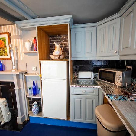 The Secret Garden Apartment Newark-on-Trent  ภายนอก รูปภาพ